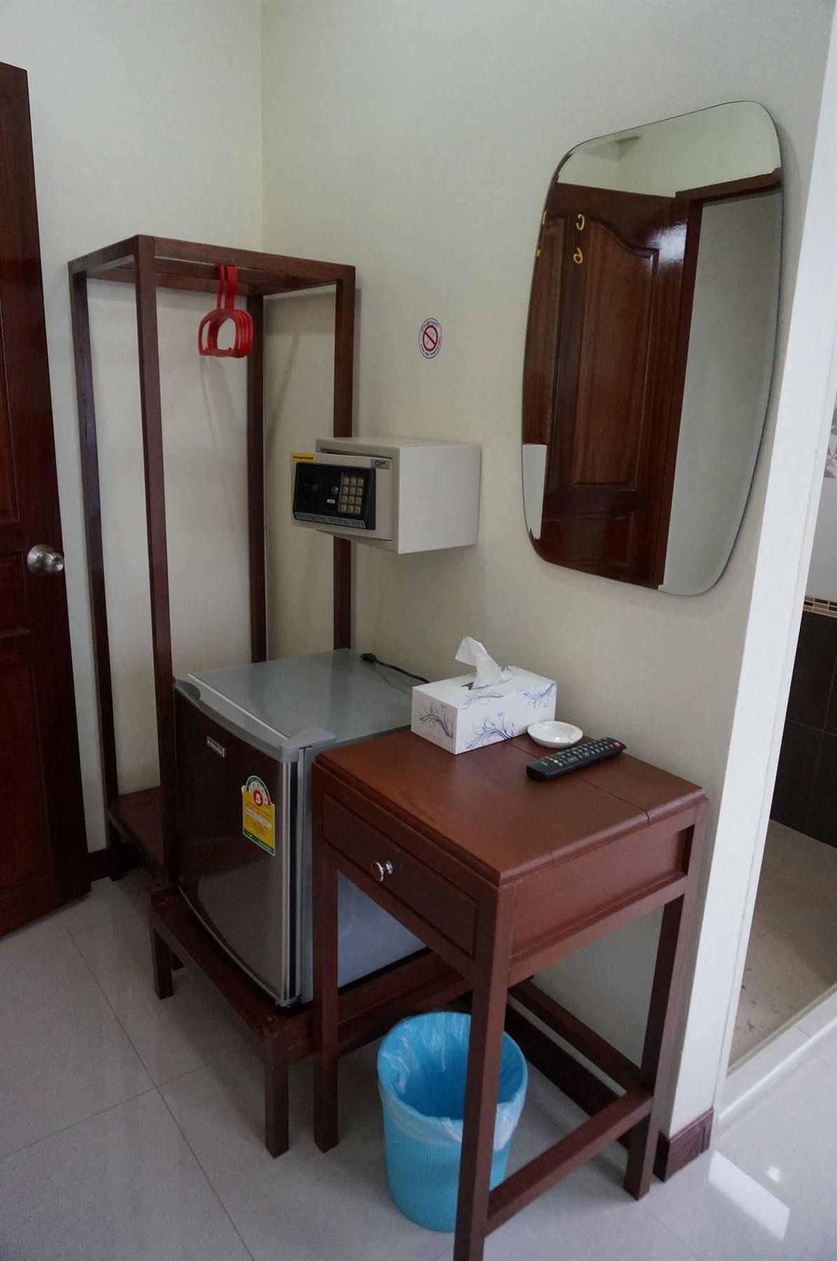 Baan Taweesuk Guest House Hua Hin Ngoại thất bức ảnh