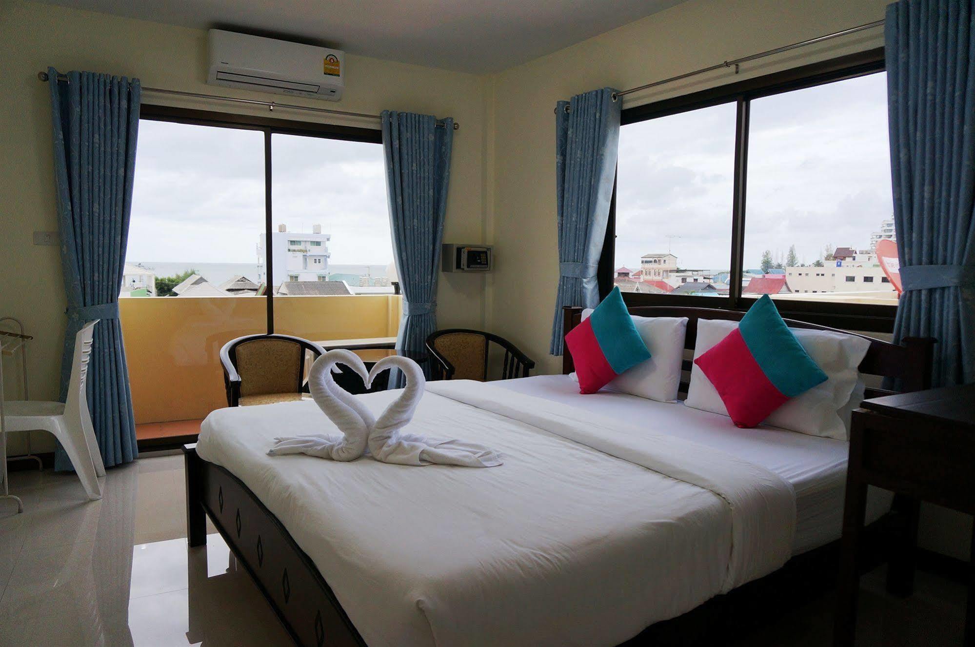 Baan Taweesuk Guest House Hua Hin Ngoại thất bức ảnh