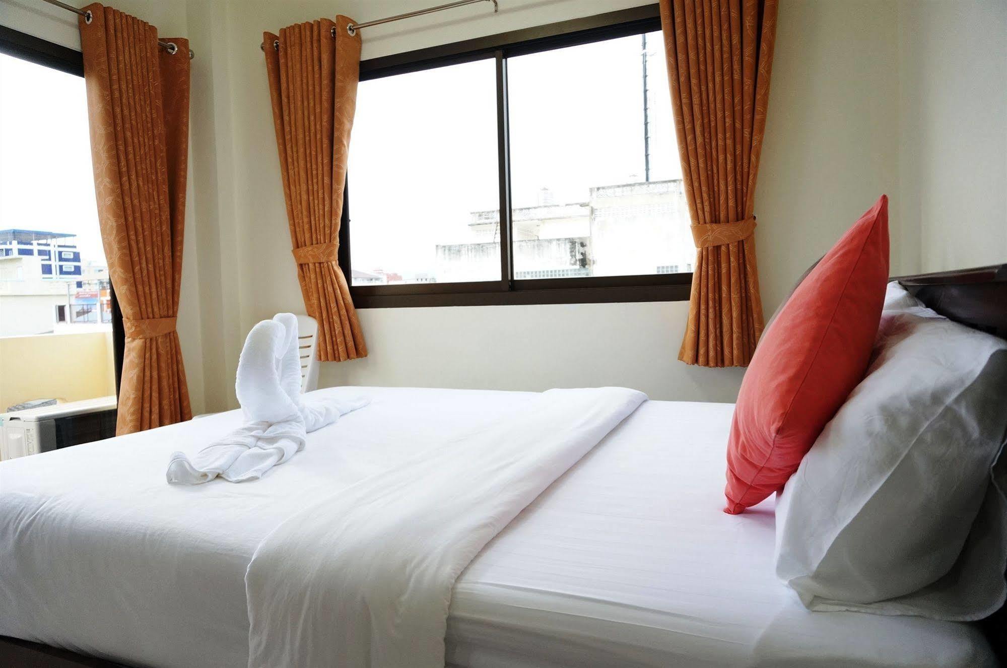 Baan Taweesuk Guest House Hua Hin Ngoại thất bức ảnh